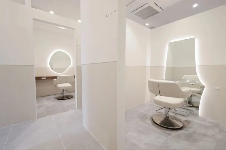 SALOWIN岡山の内観・外観2