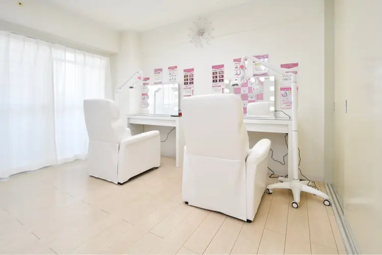 セルフホワイトニング エクシア新百合ヶ丘店の内観・外観2