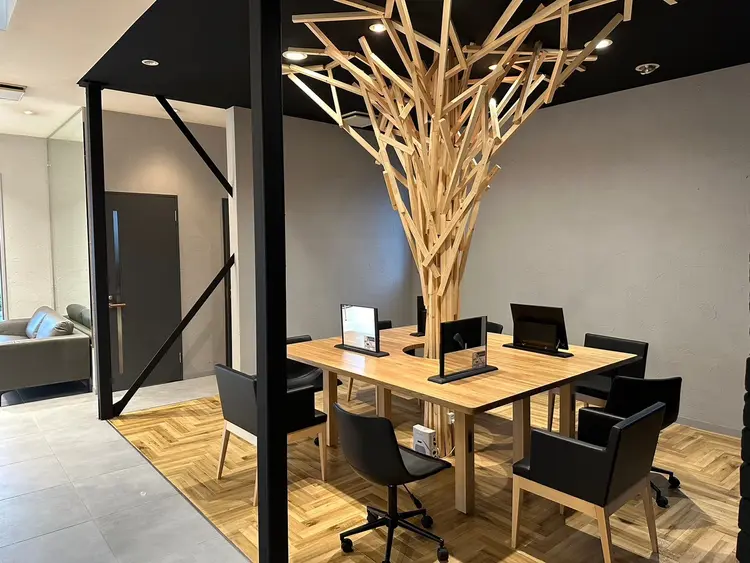 VANCOUNCIL川中島店の内観・外観1