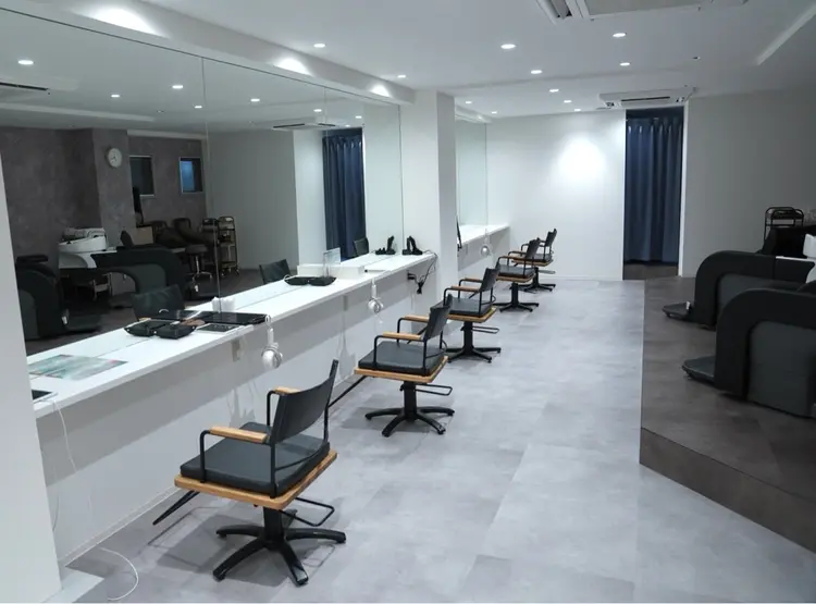 Mens Salon Gray by NYNYの内観・外観1