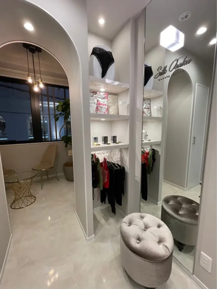 シルクドリバー大阪店の内観・外観3