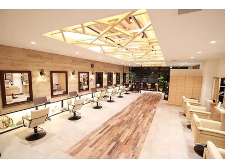 FUSE曳舟店の内観・外観2