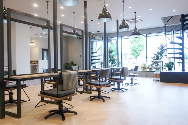 LUVISM 長岡店の内観・外観2