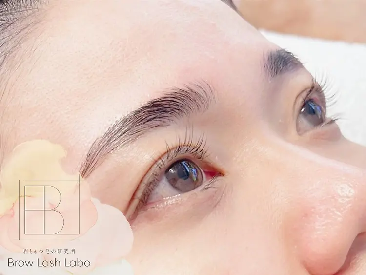 眉毛とまつげパーマの研究所Brow Lash Labo岐阜店(ブロウラッシュラボ)の内観・外観1
