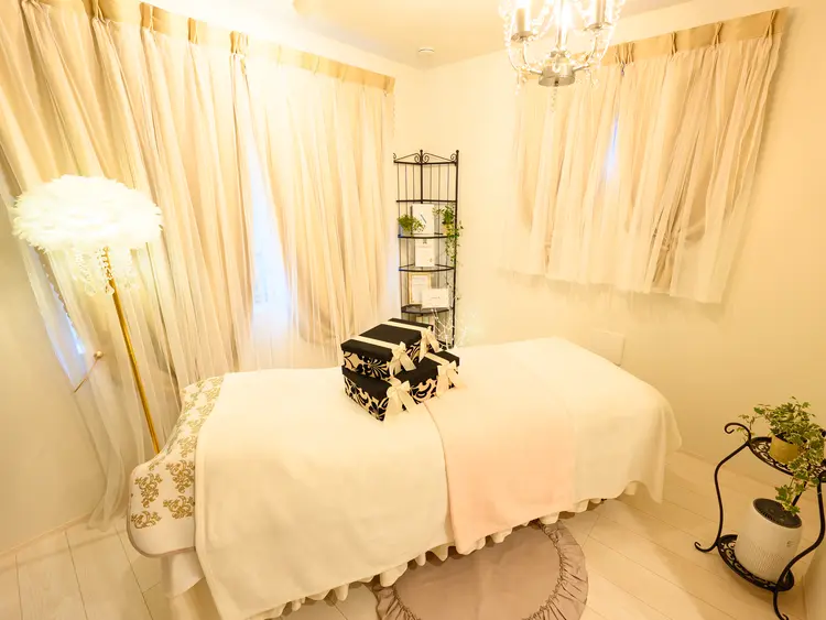 美小顔ケアサロン NICOLIの内観・外観1