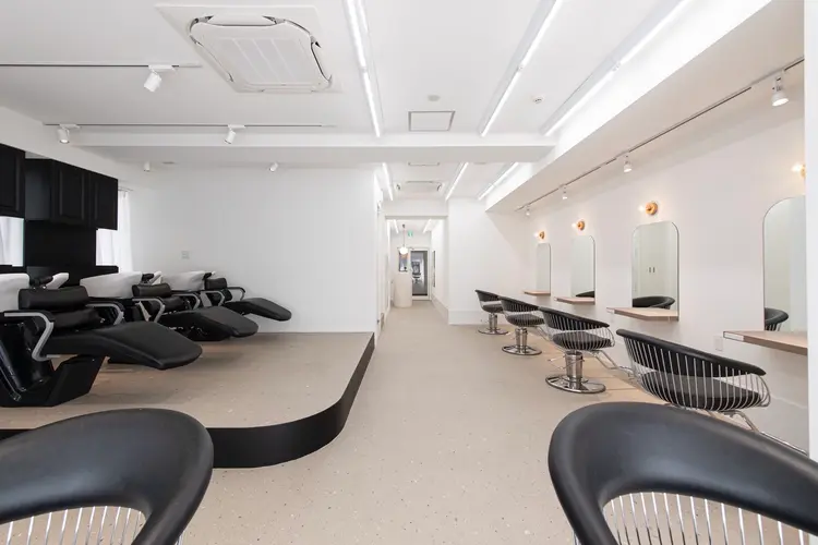 ANNIの内観・外観1