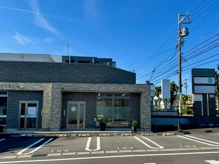 EYELA岡崎店の内観・外観1