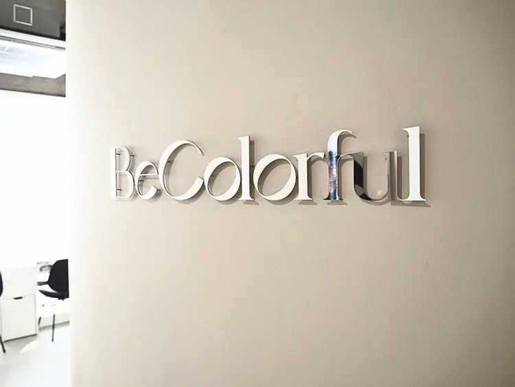 BeColorful新宿の画像
