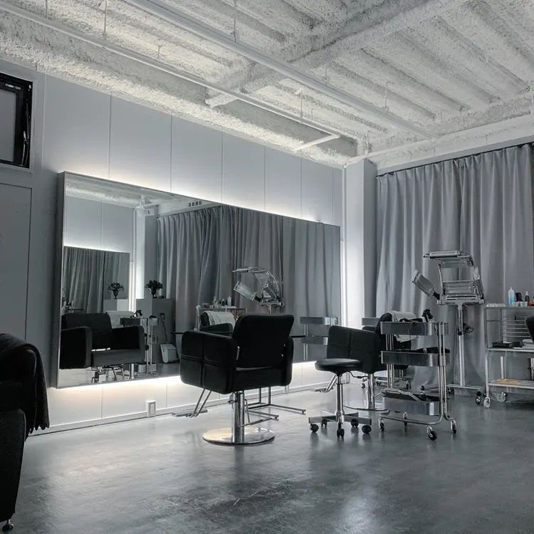 DIORAMAの内観・外観2