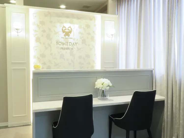 SOMEDAY PREMIUM 福岡天神店の内観・外観1