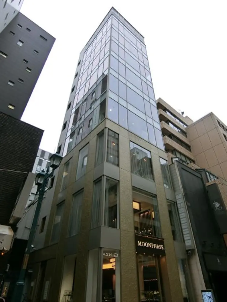 バストアップ専門店パトラクシェ銀座店の内観・外観1