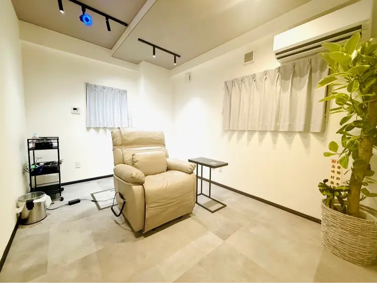 Awww!Tokyo八王子店の内観・外観2