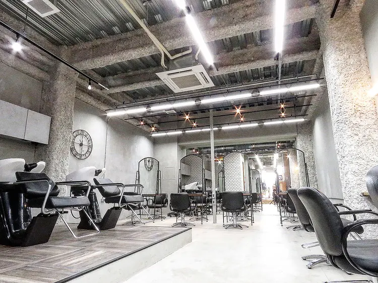 ANGELICA 立町店の内観・外観1