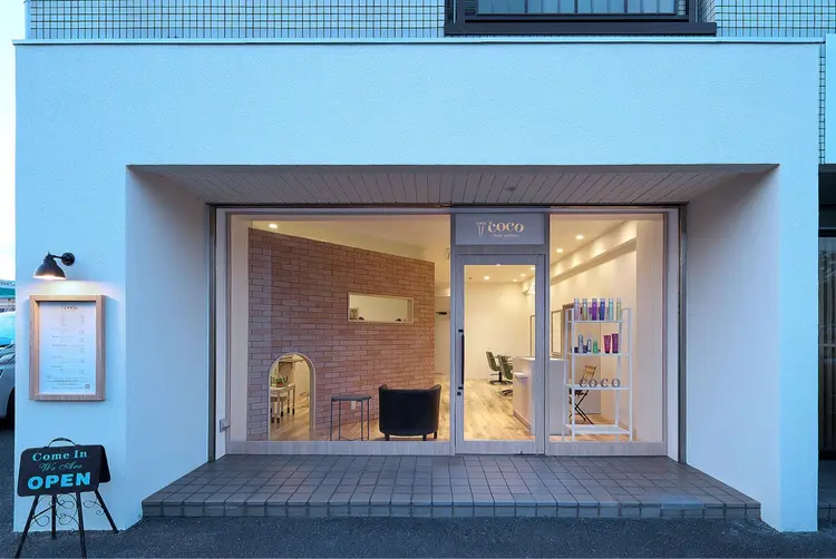 hair atelier COCOの内観・外観1