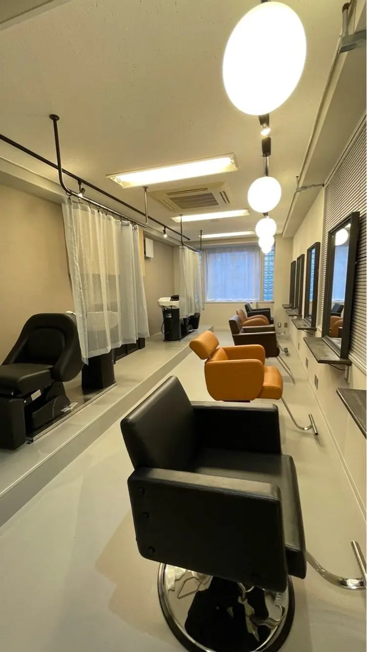 XYZ新宿の内観・外観2