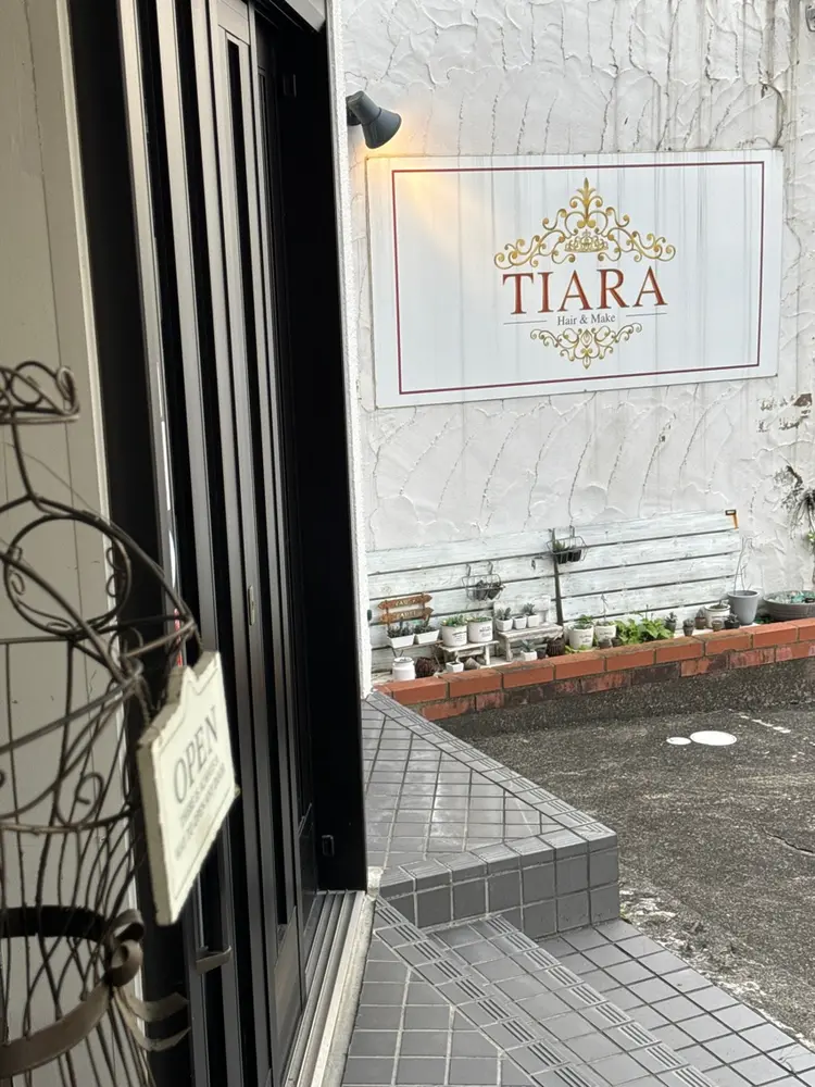 TIARA-Hair&Make-の内観・外観2