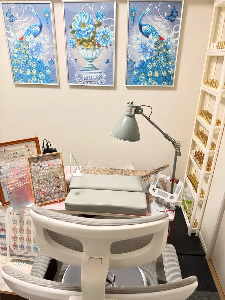 【個性派ネイルサロン】KYO  NAILの内観・外観1