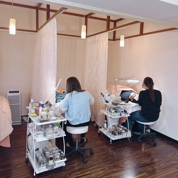 ビューティー・アイの内観・外観2