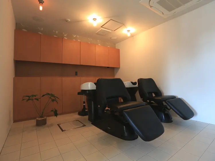 MADRASの内観・外観2