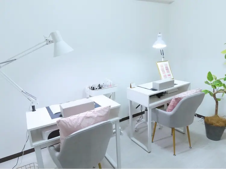 Salon Bi.の内観・外観1