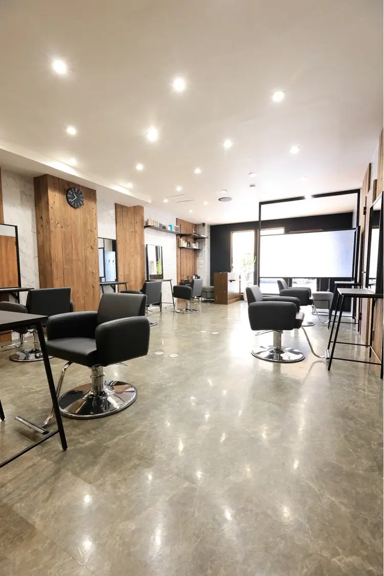 ami by Absolute【アミバイアブソ】新宿の内観・外観1