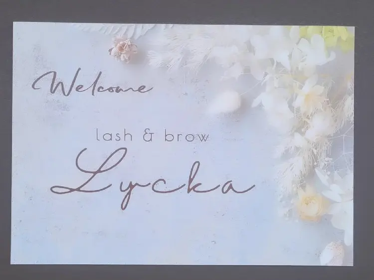 lash & brow Lyckaの内観・外観3