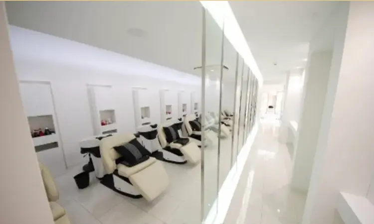 ＮＹＮＹ伏見桃山店の内観・外観3