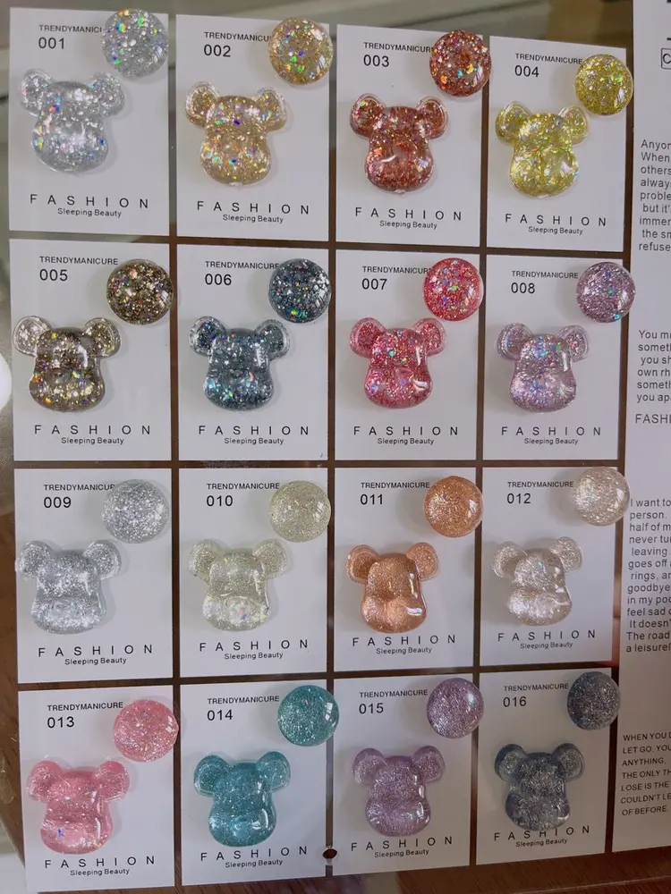 Rainbow Nailの内観・外観2