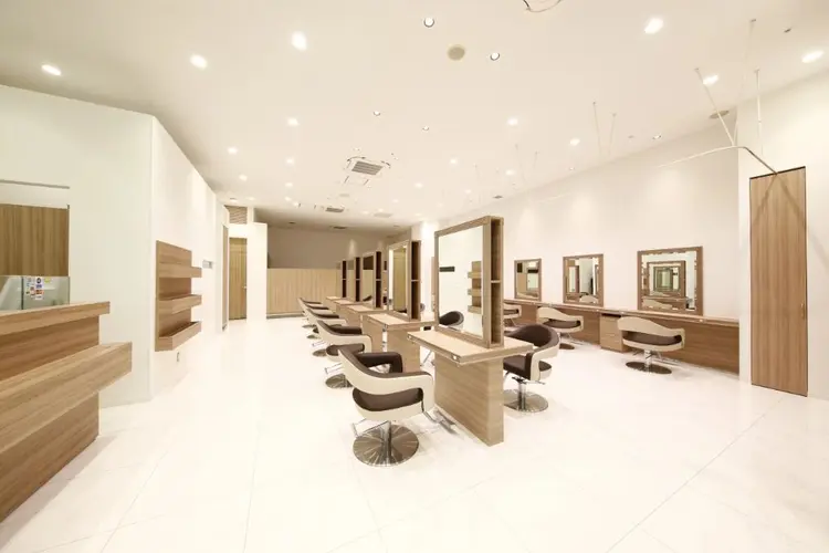 Ash 立川店の内観・外観1