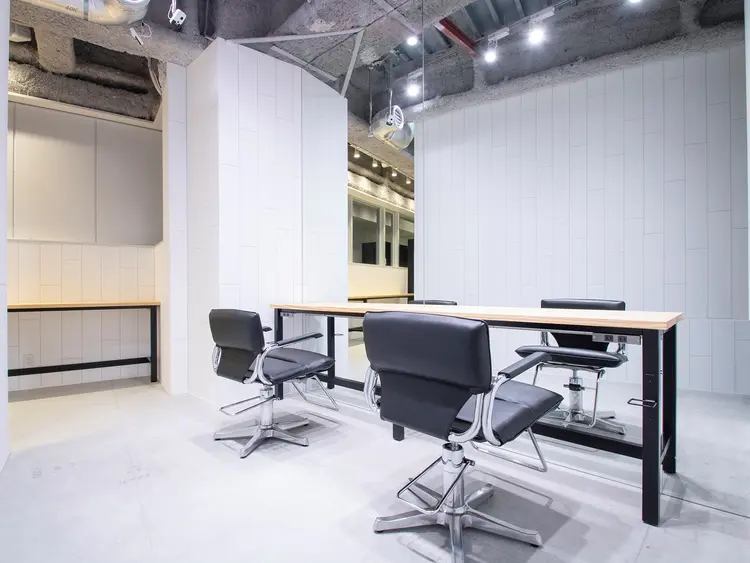 ITbyALBUM藤沢店の内観・外観3