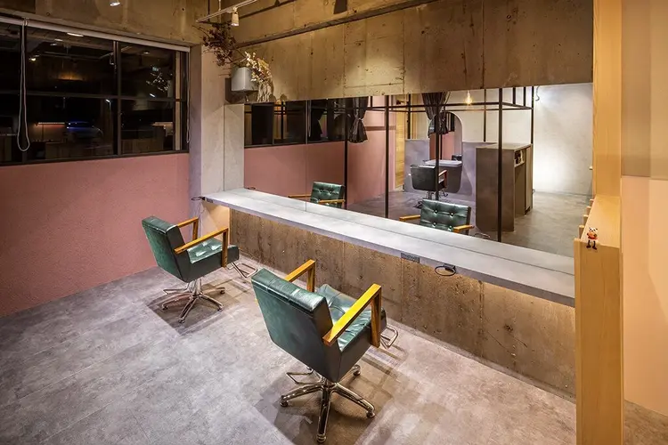 Confi  by artisの内観・外観2