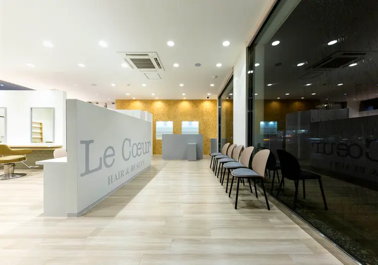 Lecoeur HAIR&BEAUTY 上越店の内観・外観2