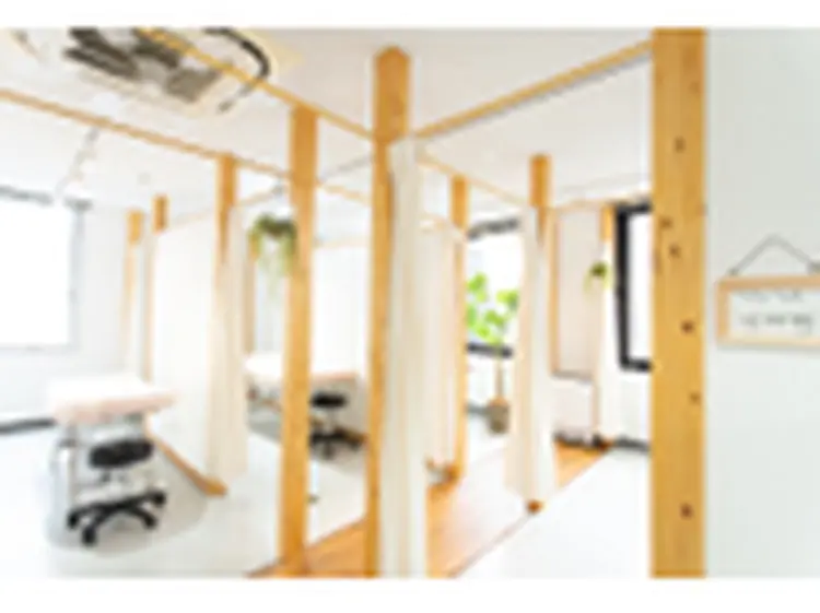 B'Lash 町田　本店の内観・外観1