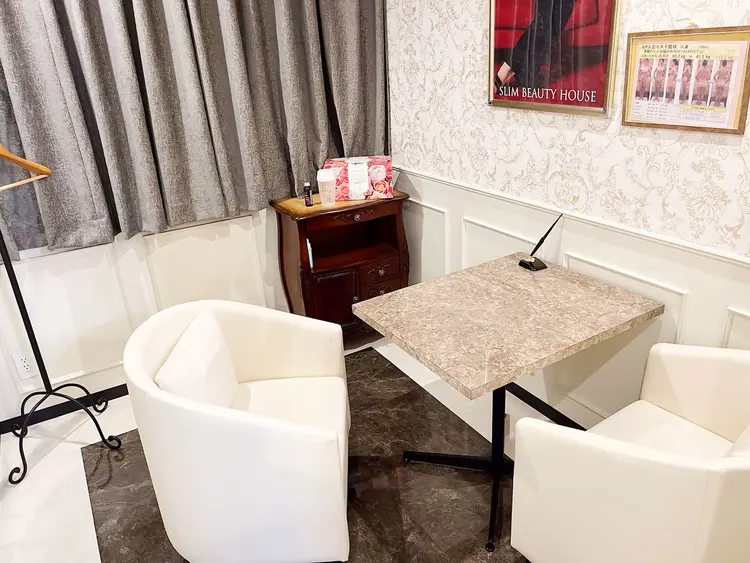 スリムビューティハウス 柏店の内観・外観2