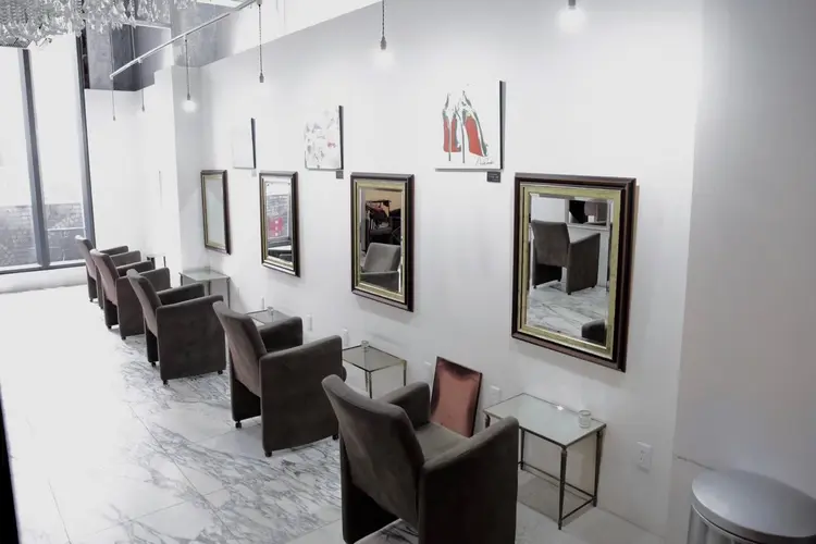 NINEの内観・外観3