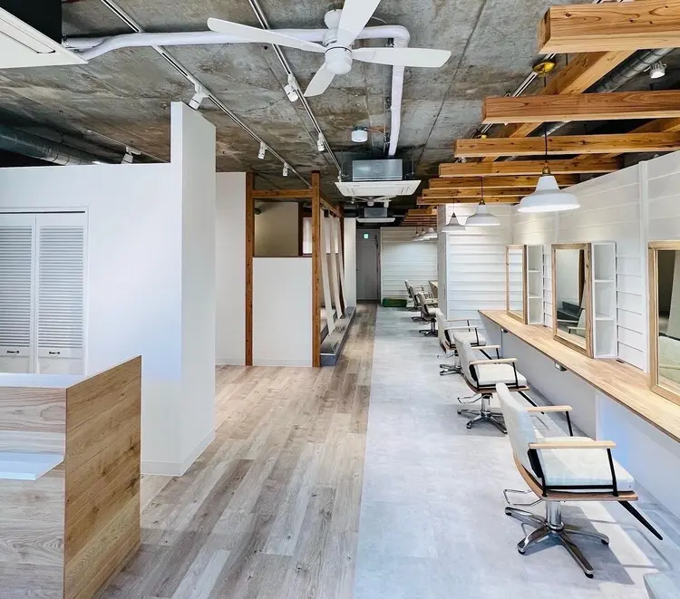 ヘアーデザインアニーの内観・外観1