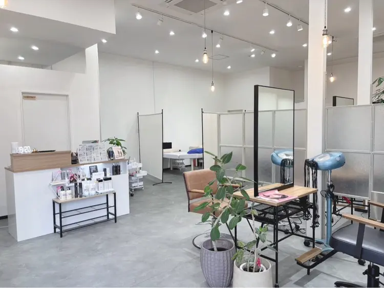 土曜日のクジラの内観・外観2