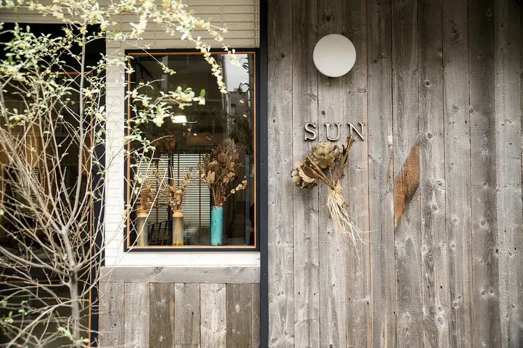 SUNの内観・外観2