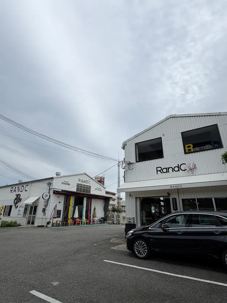 Lily nailsの内観・外観1