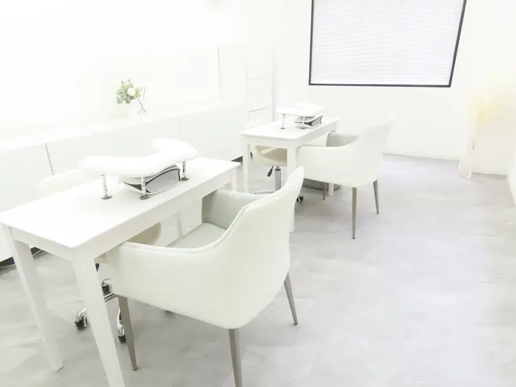 ネイルサロンmanitoiの内観・外観1