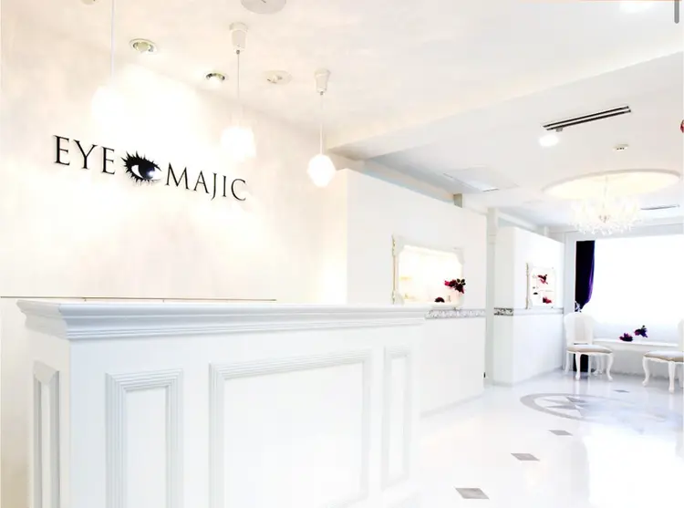 EYEMAJIC銀座店の内観・外観1