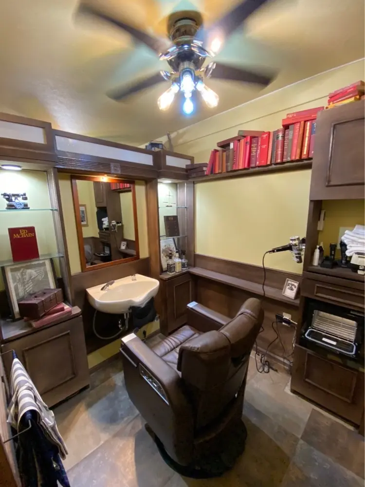 Tokyo Barber VASHの内観・外観2