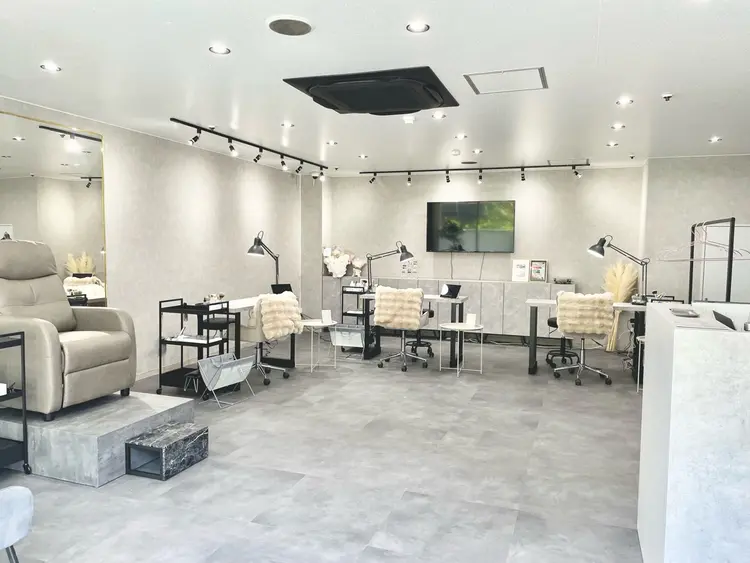 &Nail:アンドネイルコロンの内観・外観1