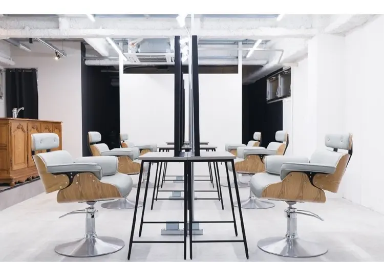 JESTER烏丸御池店の内観・外観1