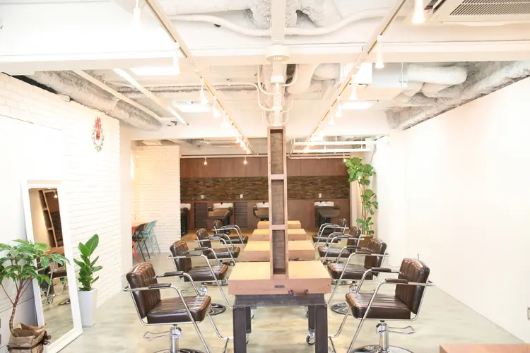 RELEDENの内観・外観1