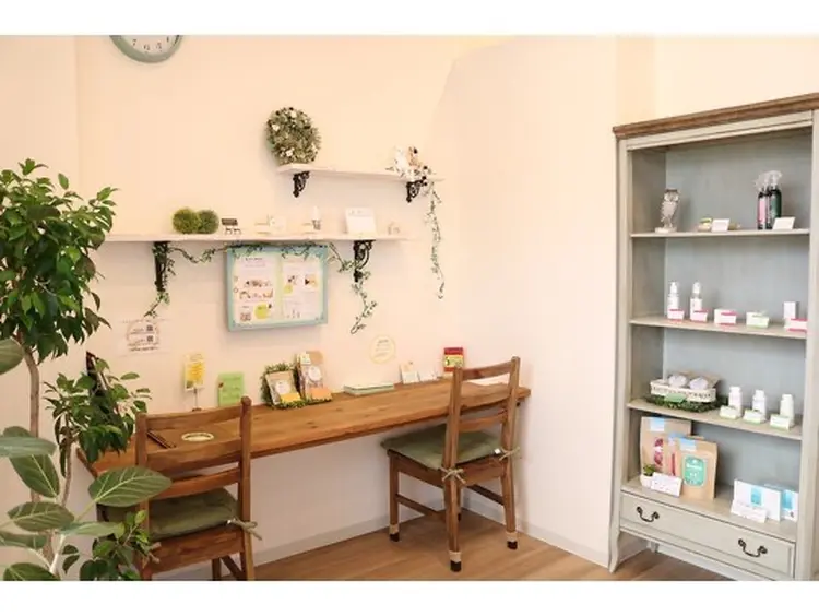 リラクゼーションサロンTETE土山店の内観・外観2