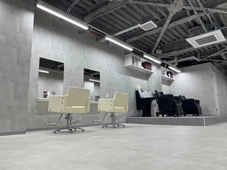 Voyage  Nikeの内観・外観2