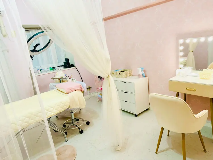 eyelash salon ualaの内観・外観3