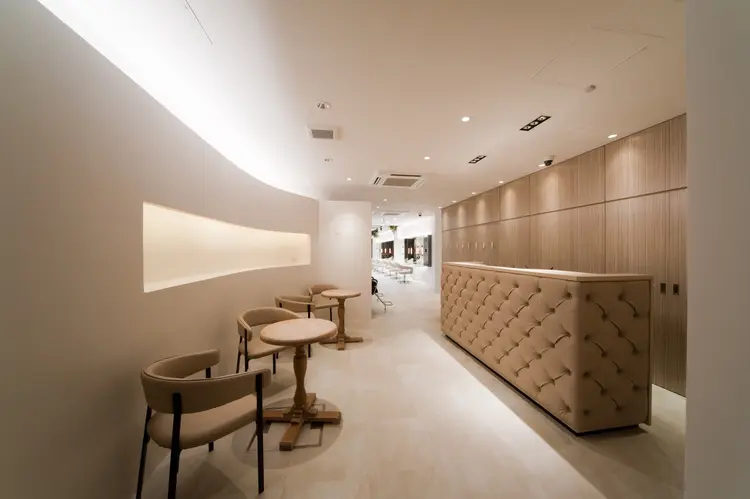 WiLL京橋店の内観・外観1