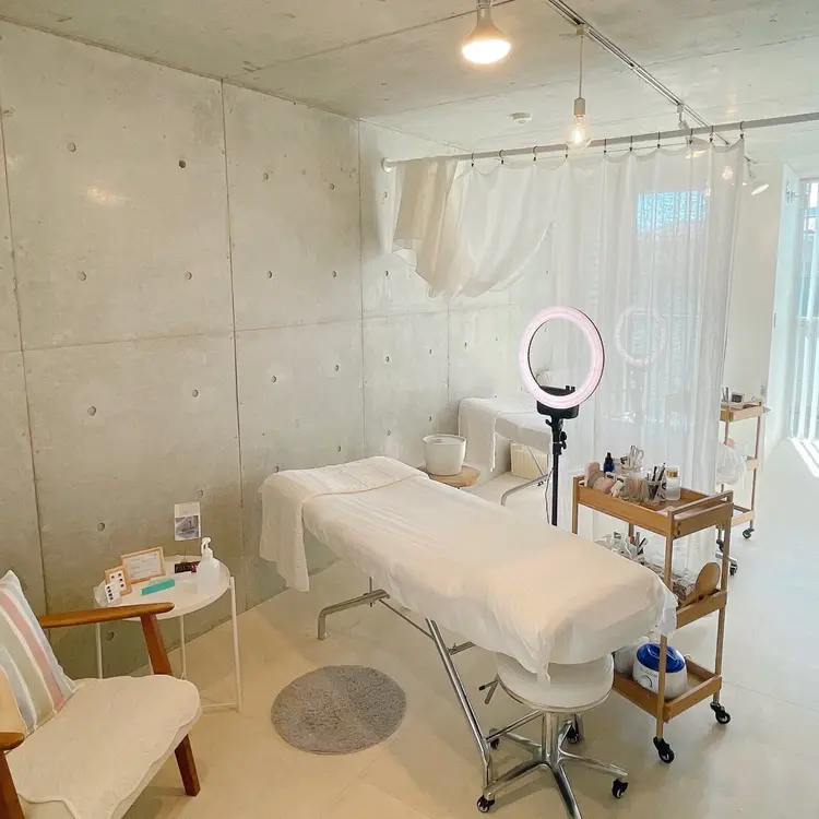 Ennyeyelashの内観・外観2